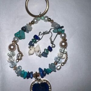 Beautiful blue and gold keychain with a pair of earrings! 💙